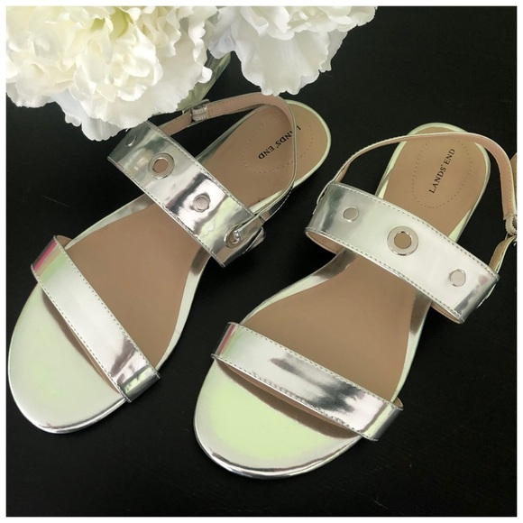 LANDS’ END SILVER METALLIC SANDALS - Picture 1 of 4
